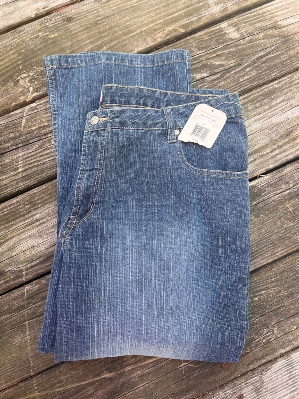 No Boundaries Juniors Dark Sandblast Denim Capri Pants Stretch Cotton Blend 21